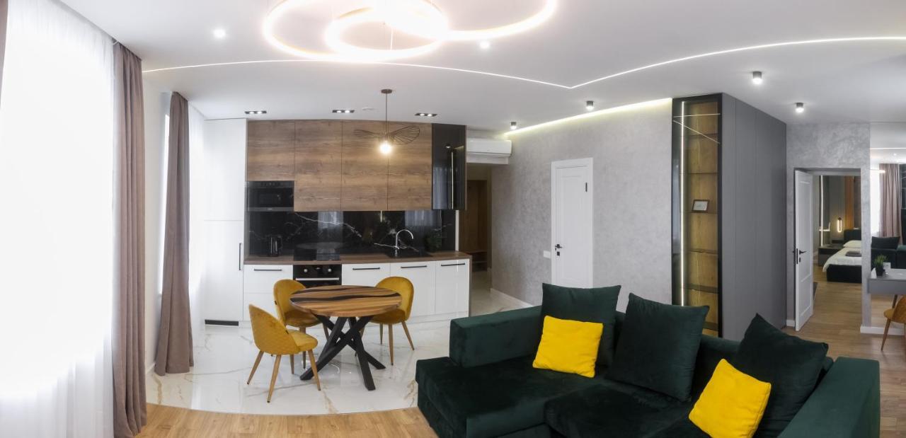 Vip Центр Львова Джакузі Камін Площа Ринок Extérieur photo